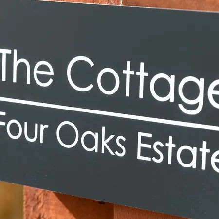 Country house Four Oaks
