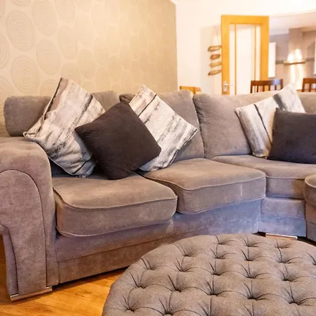 Country house Four Oaks *